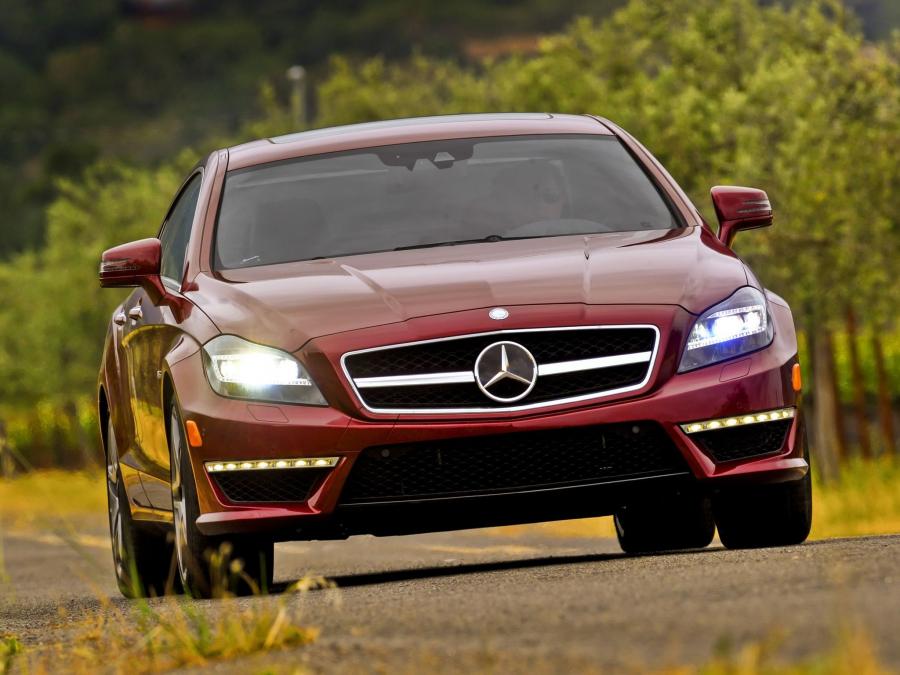  Mercedes-Benz CLS63 AMG 2010 года  (US) (фото 15 из 77)